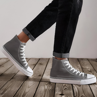 Grijs