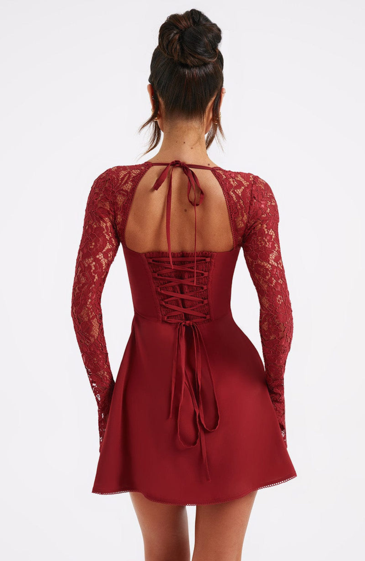 VEONA | Elegante Mini-jurk met Kantmouwen