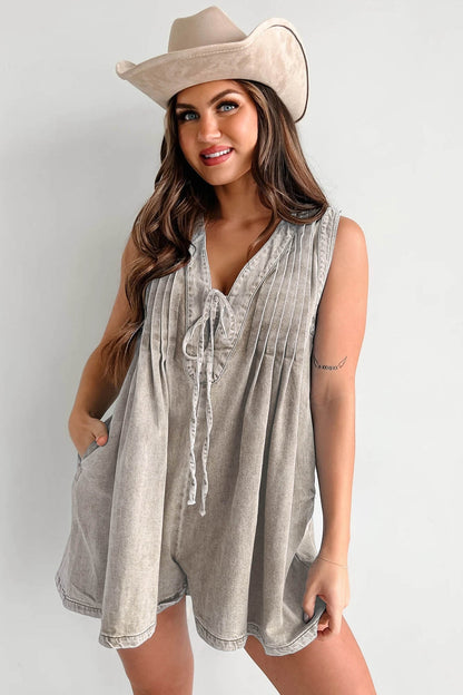 VIVEA | Luchtige Denim Romper met Striksluiting